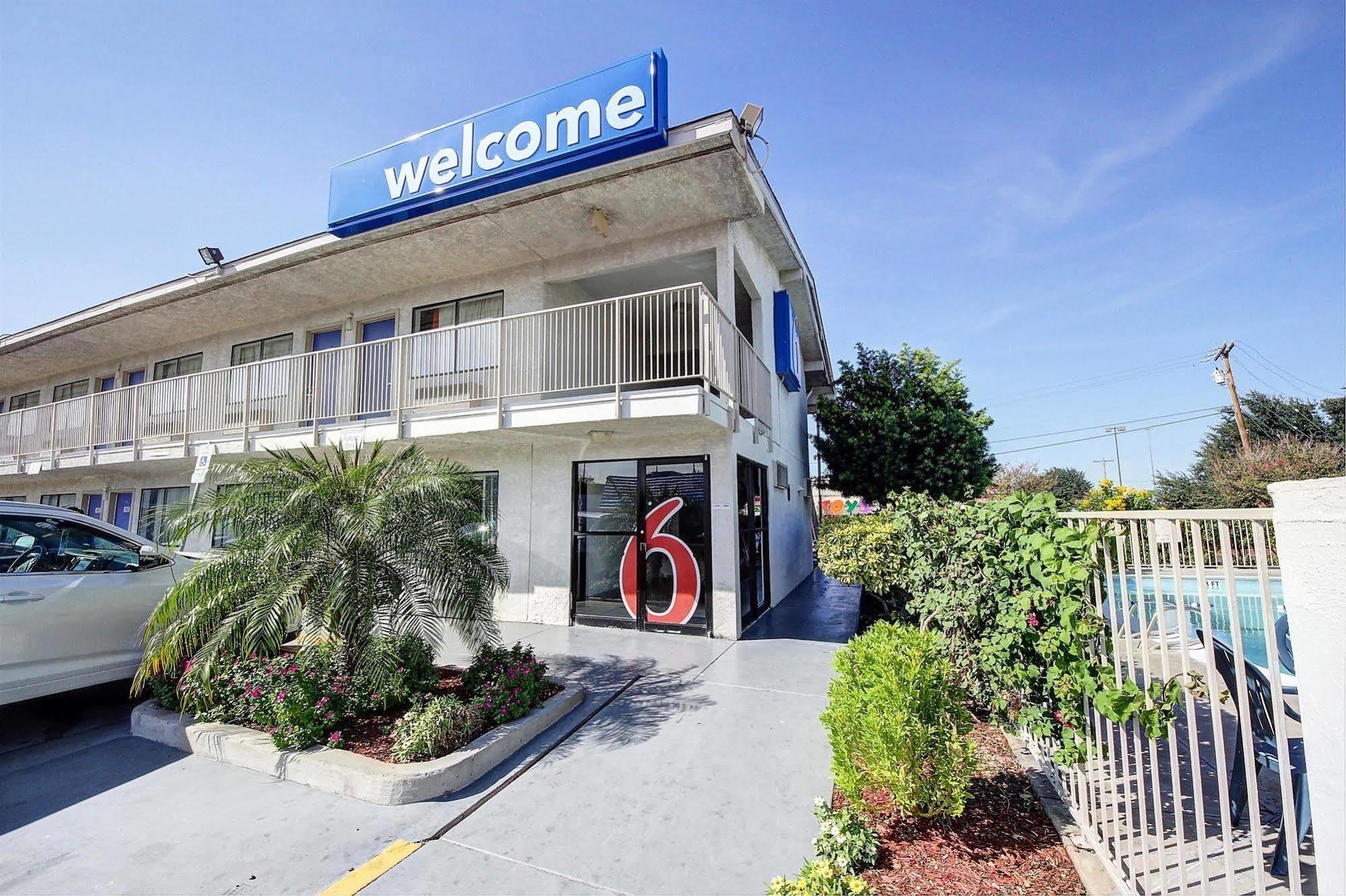 Motel 6-Laredo, Tx - South Εξωτερικό φωτογραφία