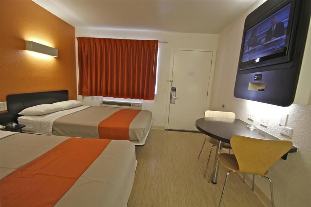 Motel 6-Laredo, Tx - South Δωμάτιο φωτογραφία